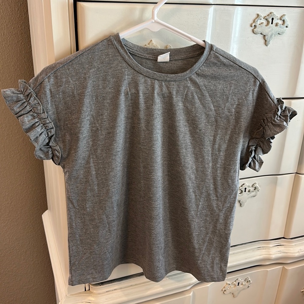 Girls 10/11 top EUC